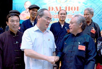 Những người nông dân tạo bạc tỷ từ hai bàn tay trắng
